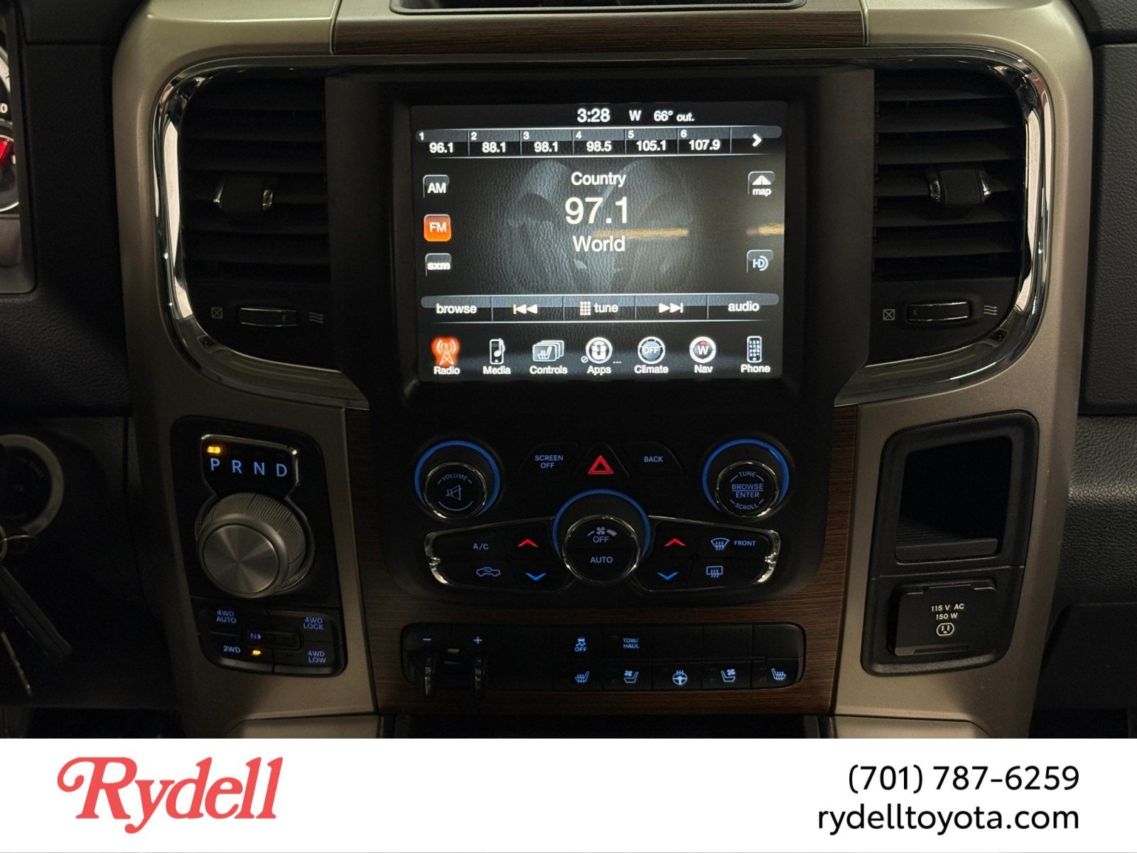 2014 RAM 1500 Laramie