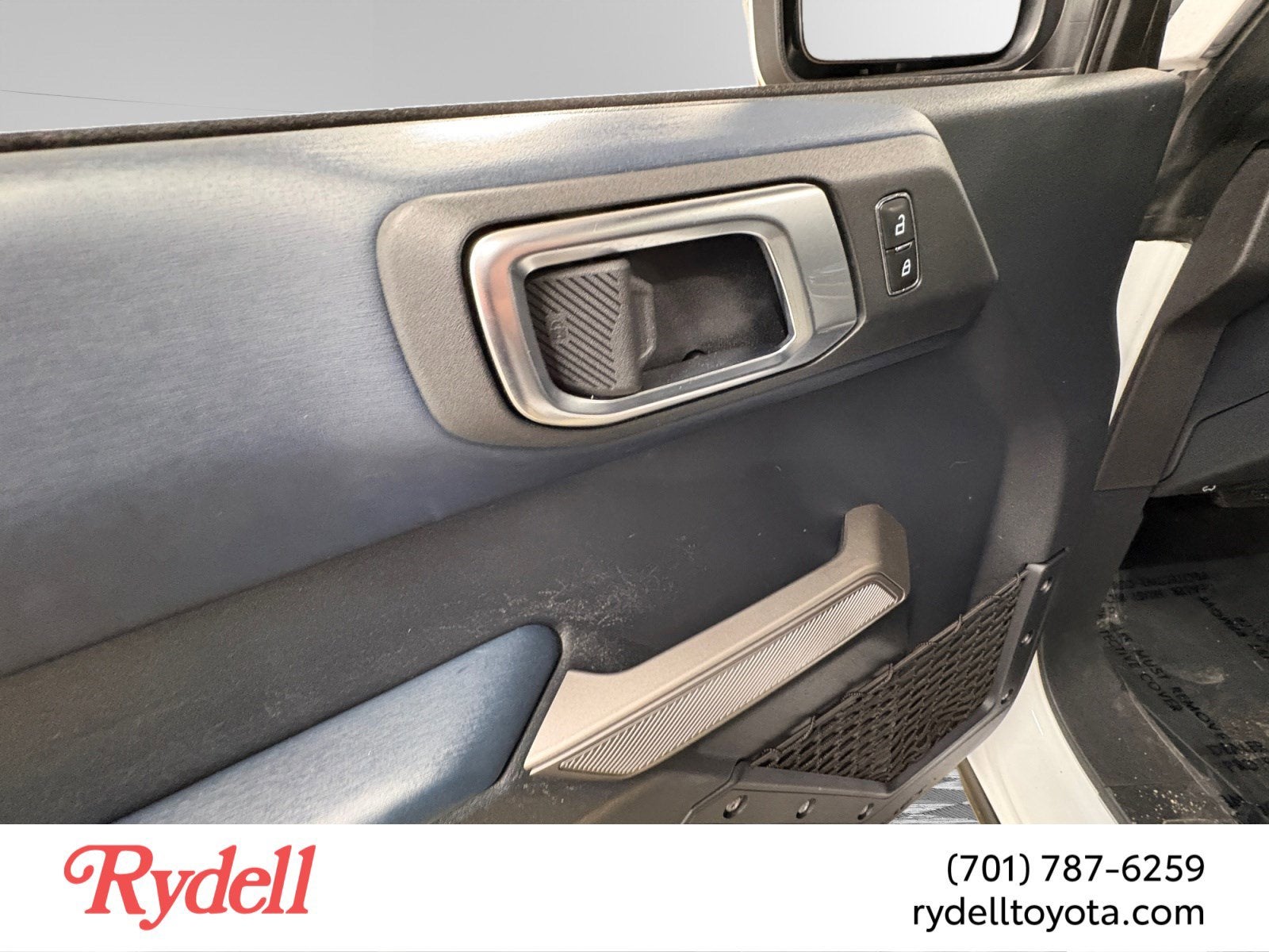 2023 Ford Bronco Base