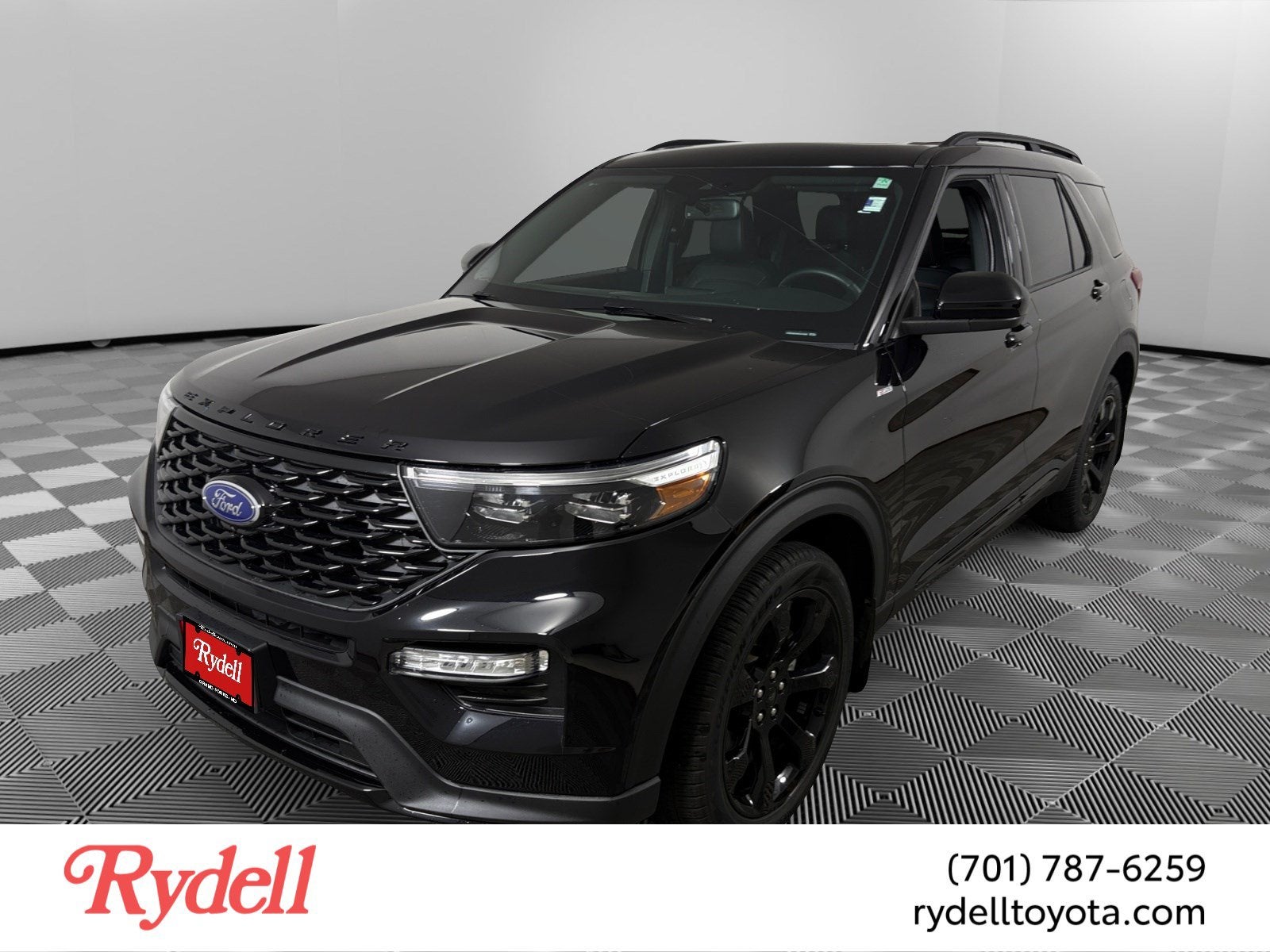 2024 Ford Explorer ST-Line