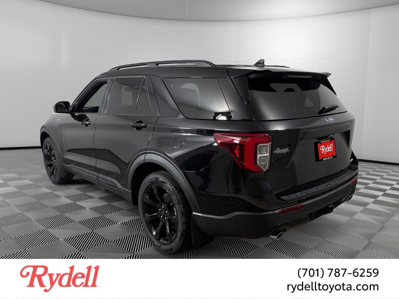 2024 Ford Explorer ST-Line