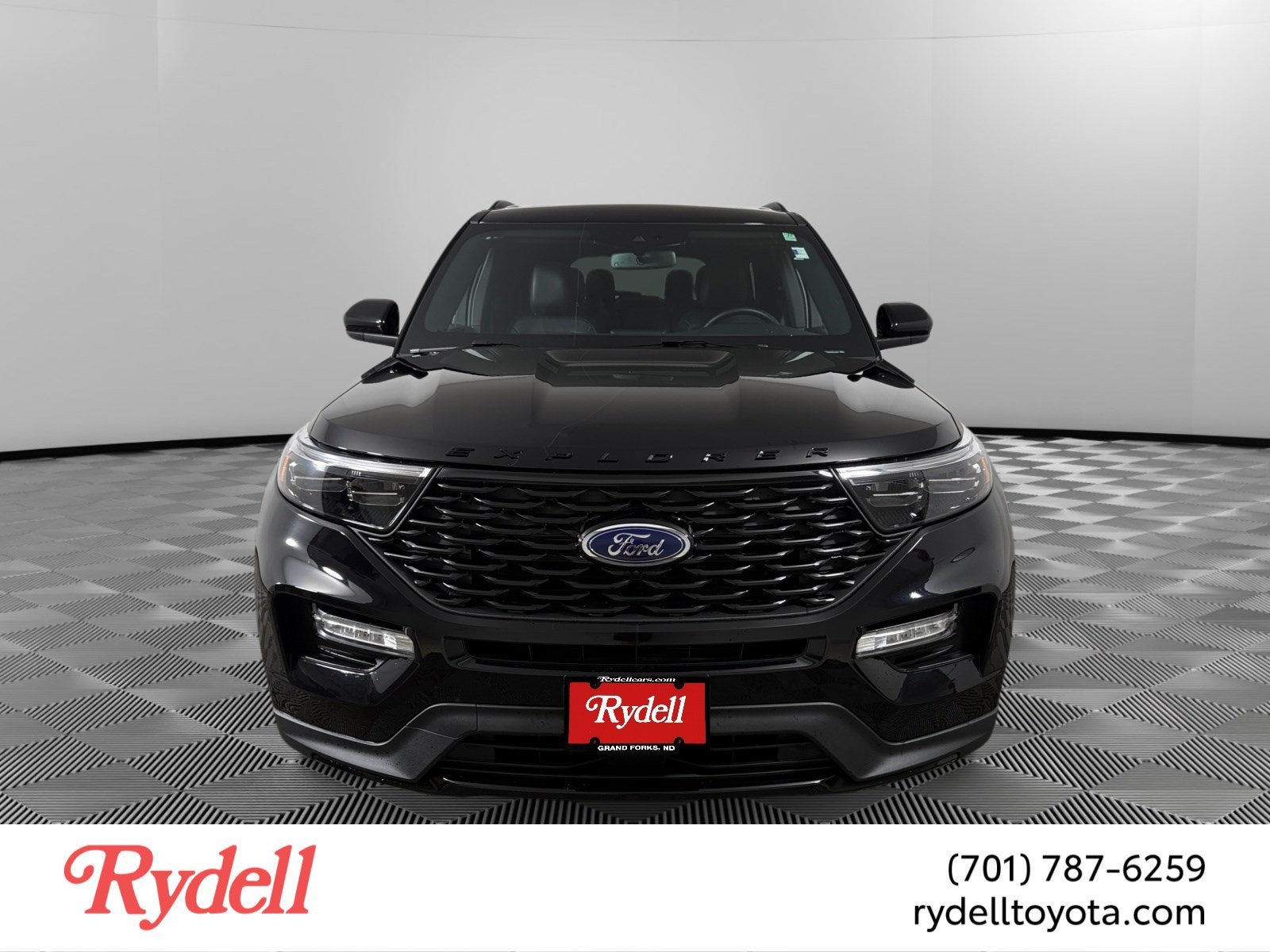 2024 Ford Explorer ST-Line
