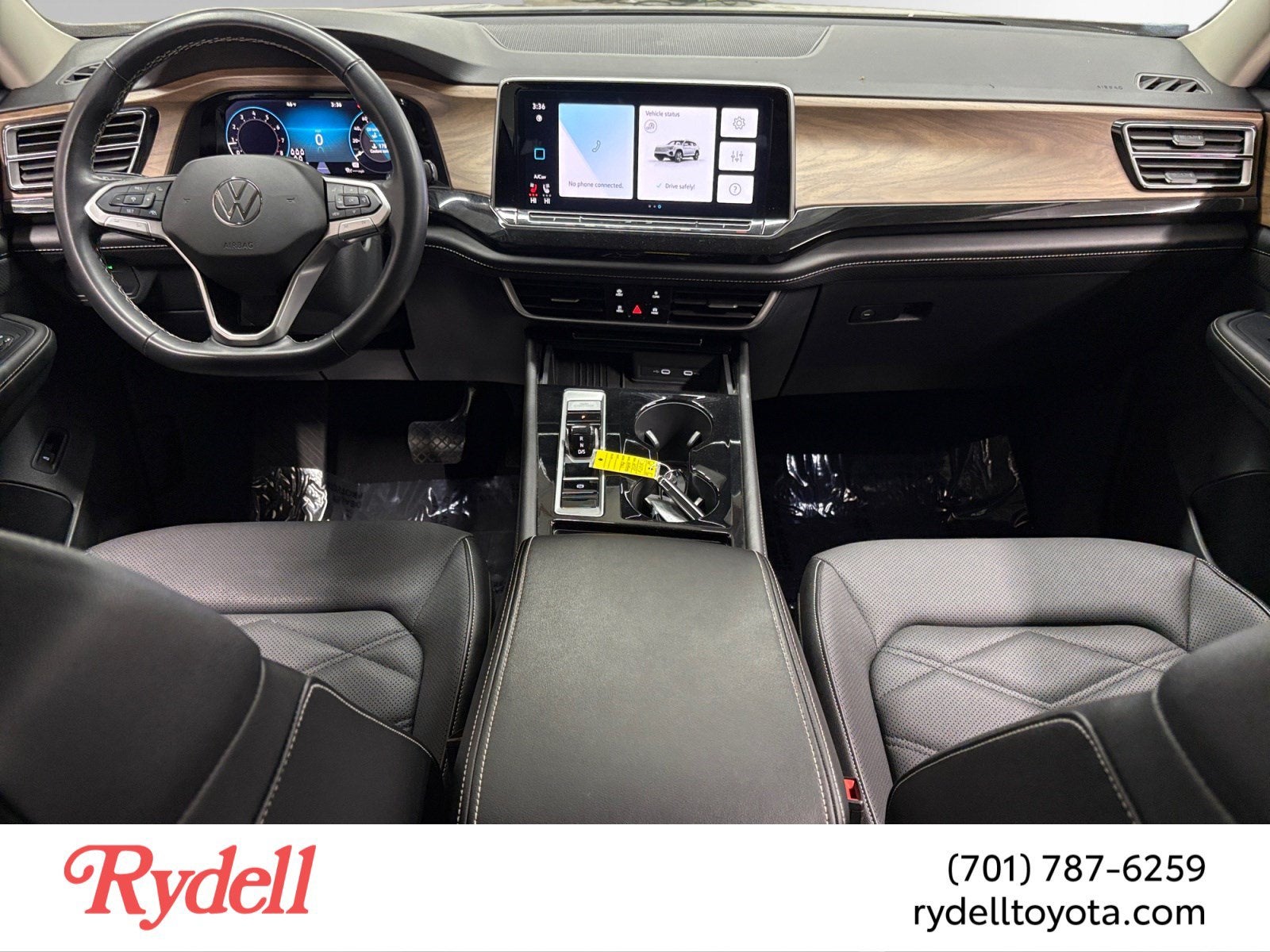 2025 Volkswagen Atlas 2.0T SE w/Technology