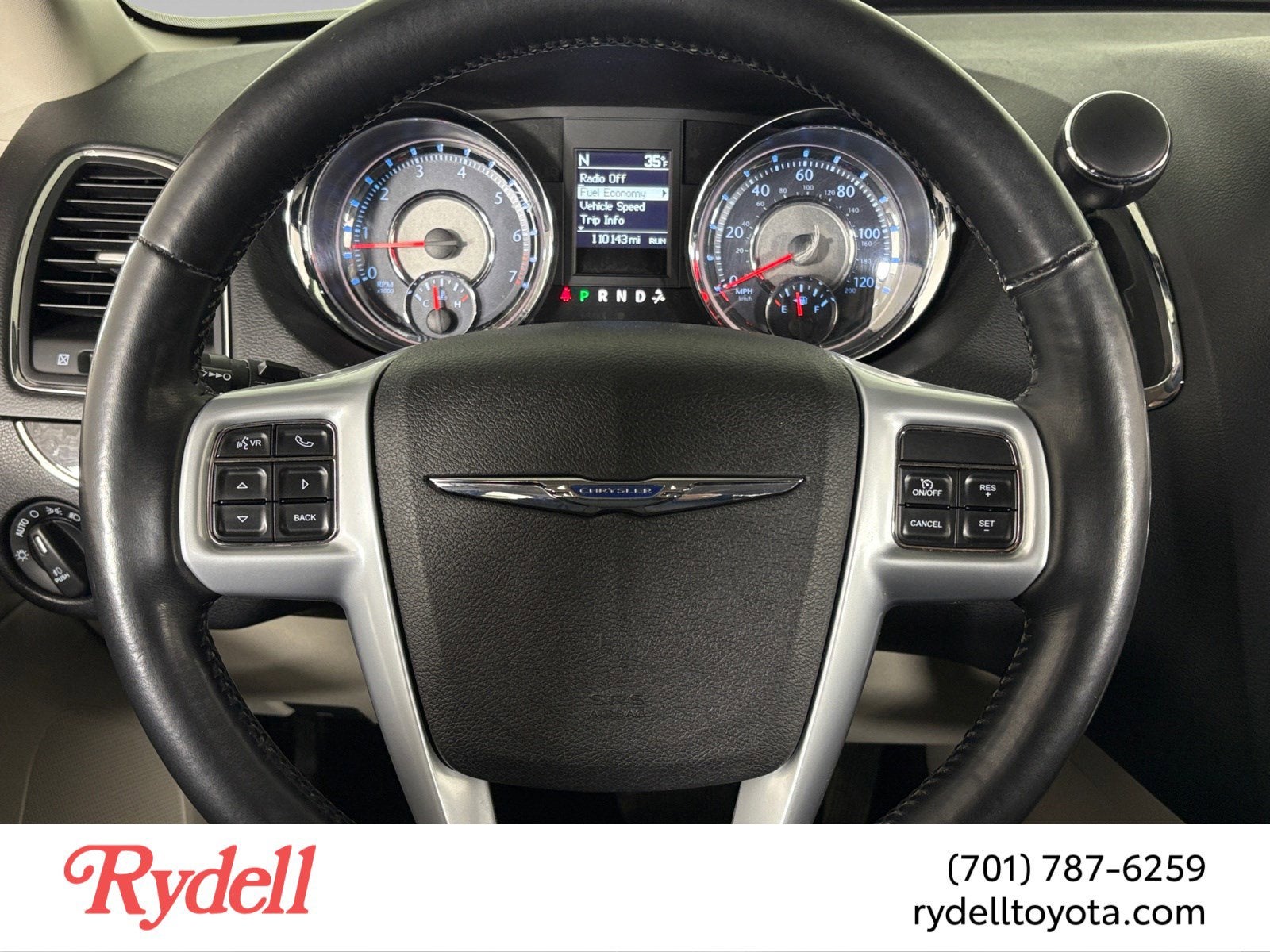 2014 Chrysler Town & Country Touring-L