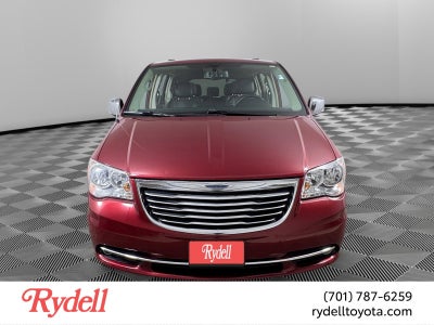 2014 Chrysler Town & Country Touring-L