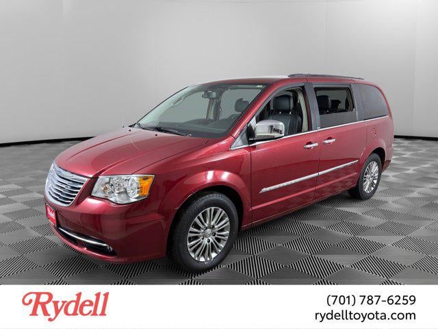 2014 Chrysler Town & Country Touring-L