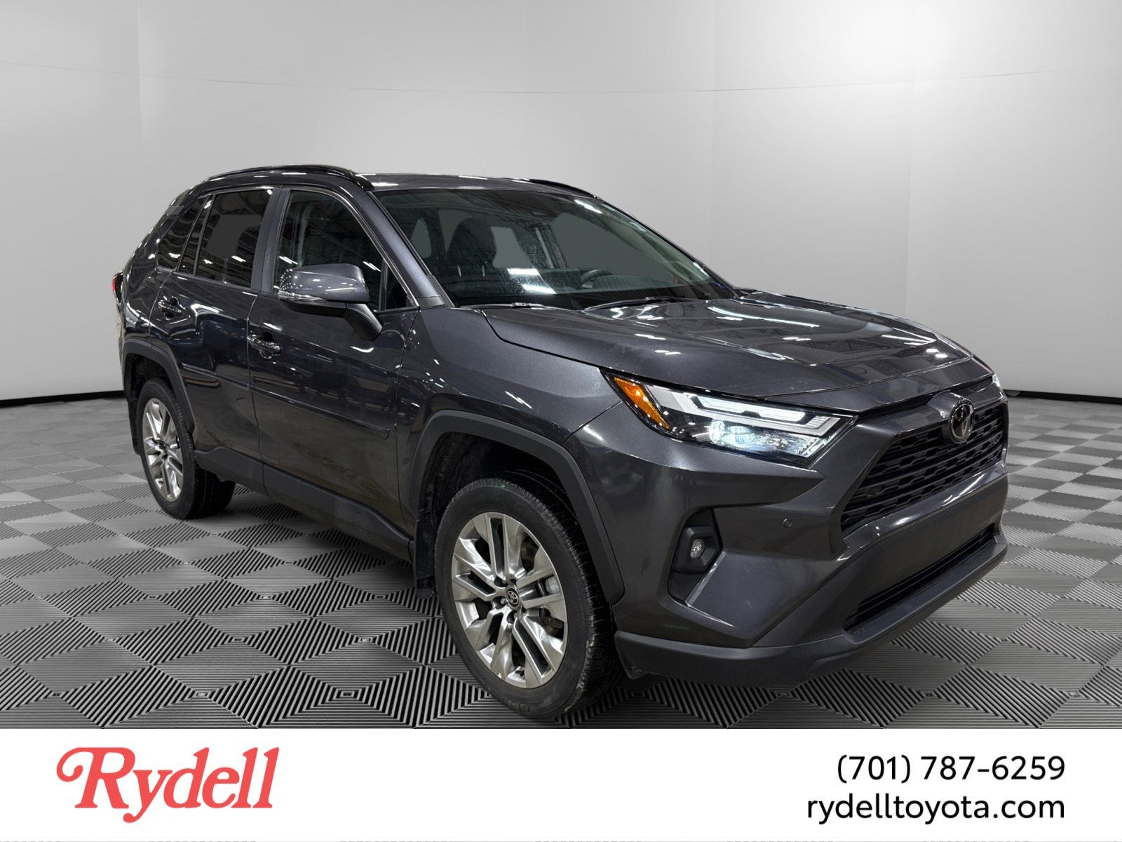 2024 Toyota RAV4 XLE Premium