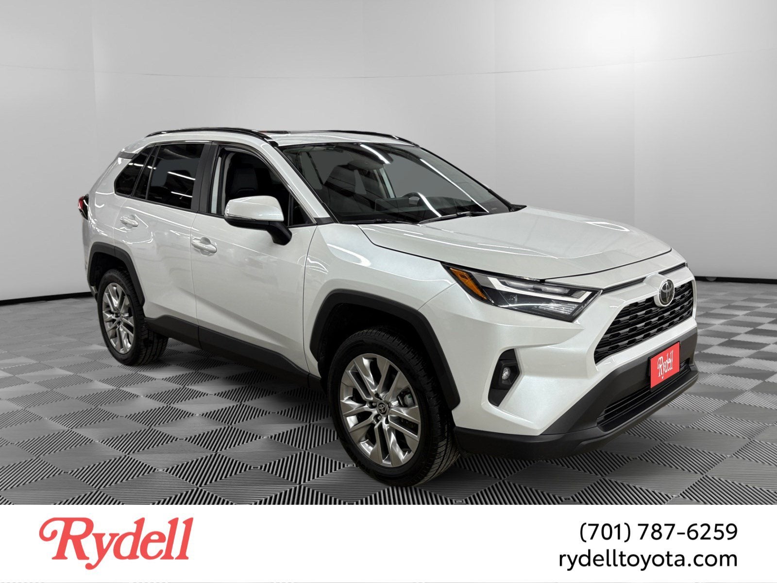 2025 Toyota RAV4 XLE Premium