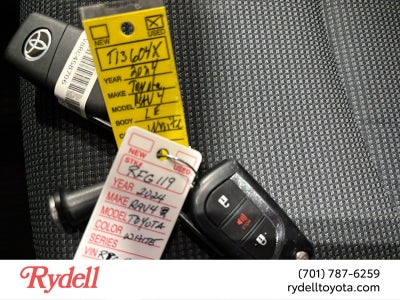 2024 Toyota RAV4 LE