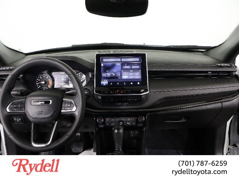 2023 Jeep Compass Altitude