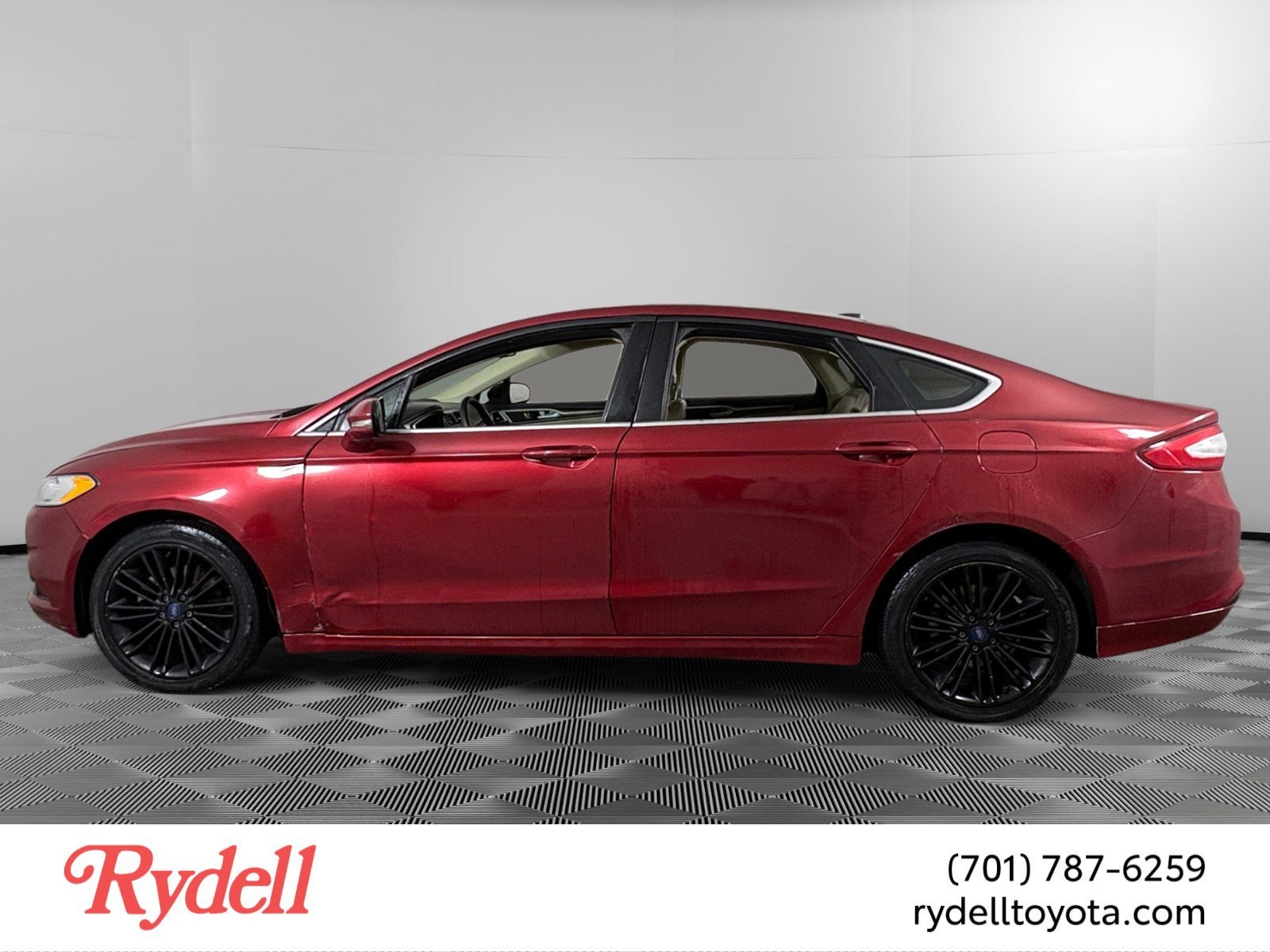 2014 Ford Fusion SE