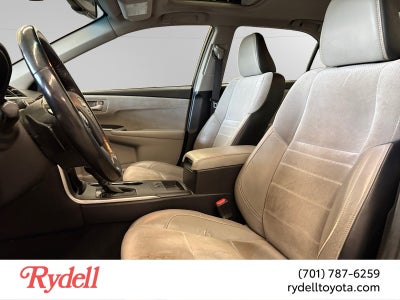 2017 Toyota Camry SE