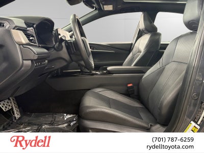 2025 Toyota Camry XSE Hyb