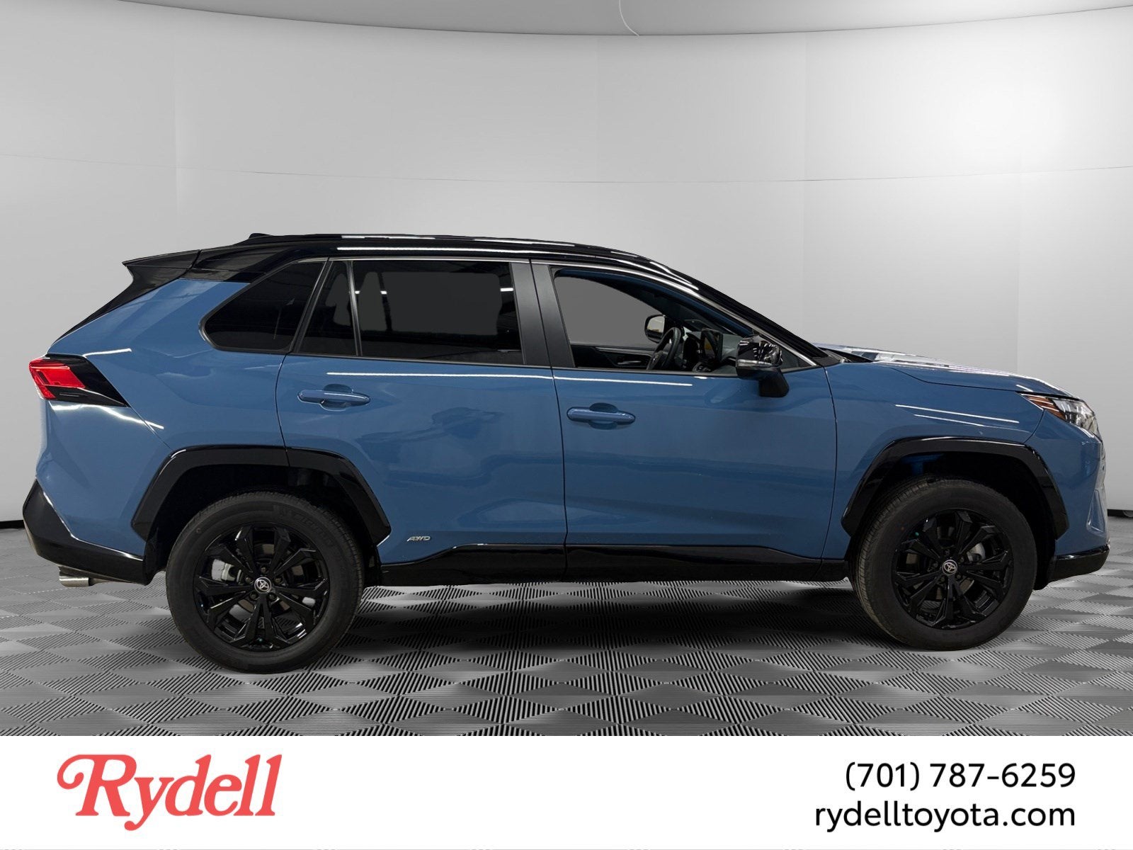 2025 Toyota RAV4 Hybrid XSE