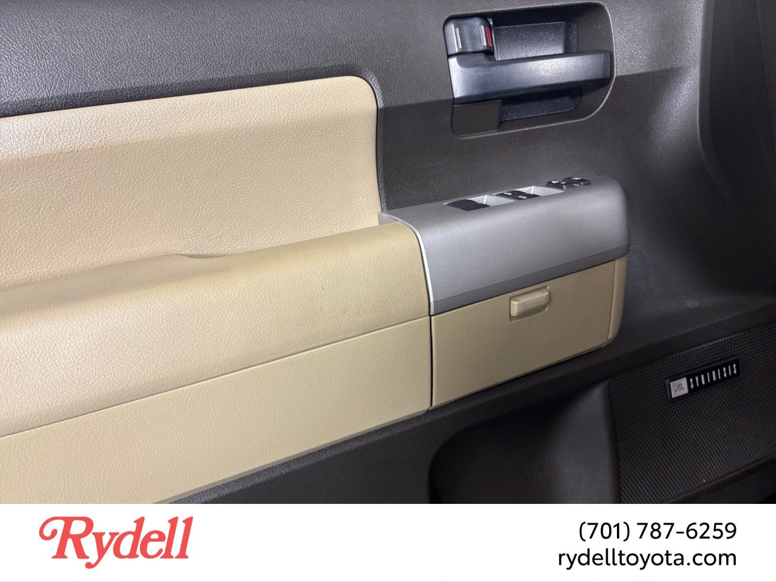 2008 Toyota Sequoia SR5