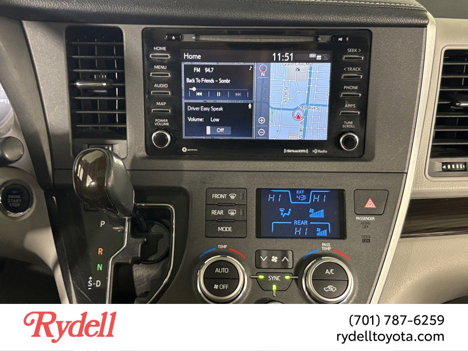 2020 Toyota Sienna XLE