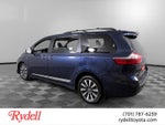 2020 Toyota Sienna XLE