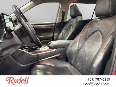 2021 Toyota Highlander Hybrid Platinum