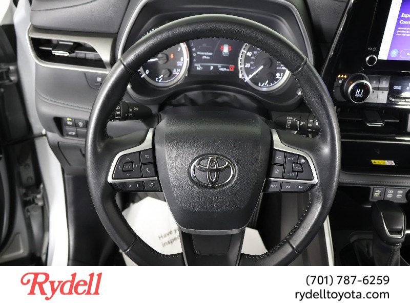 2024 Toyota Highlander XLE