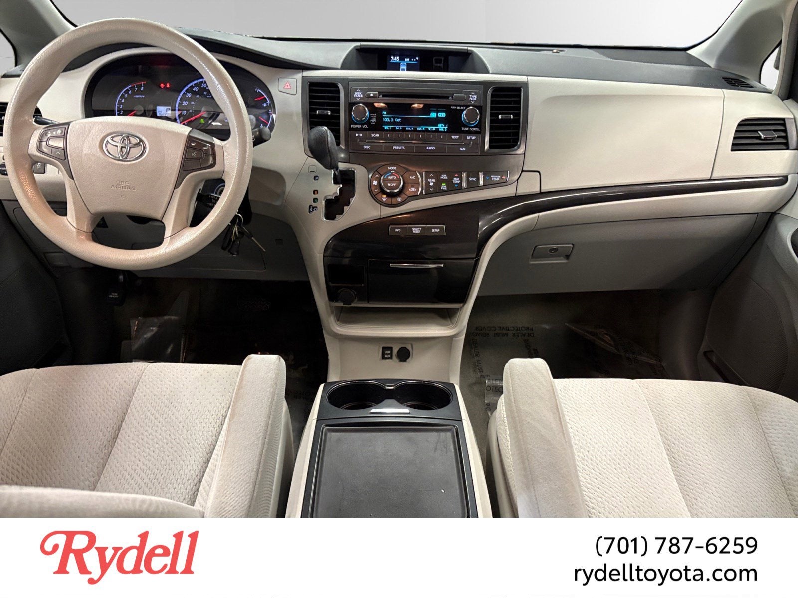 2013 Toyota Sienna LE