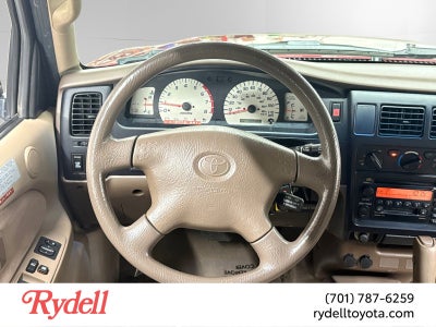 2004 Toyota Tacoma SR5
