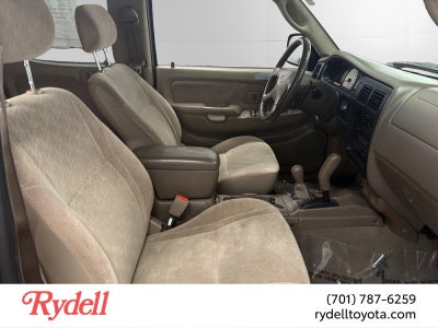 2004 Toyota Tacoma SR5