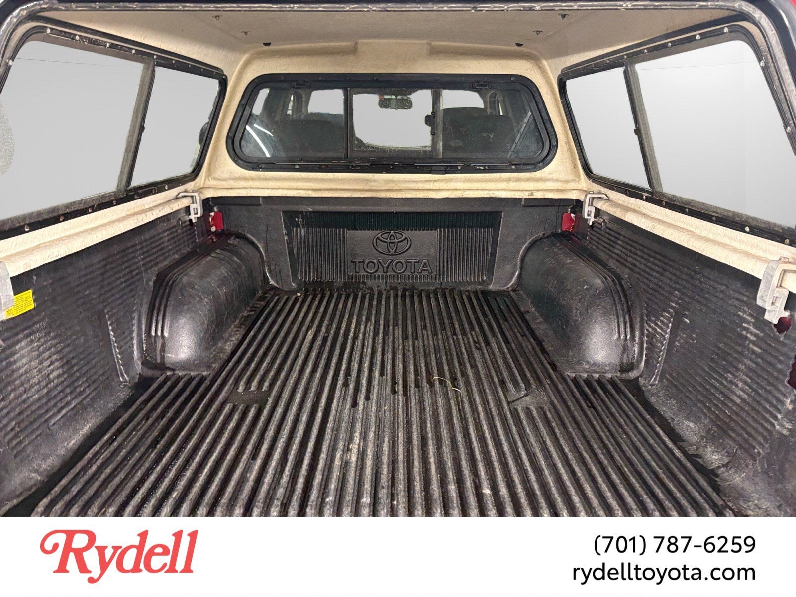 2004 Toyota Tacoma SR5