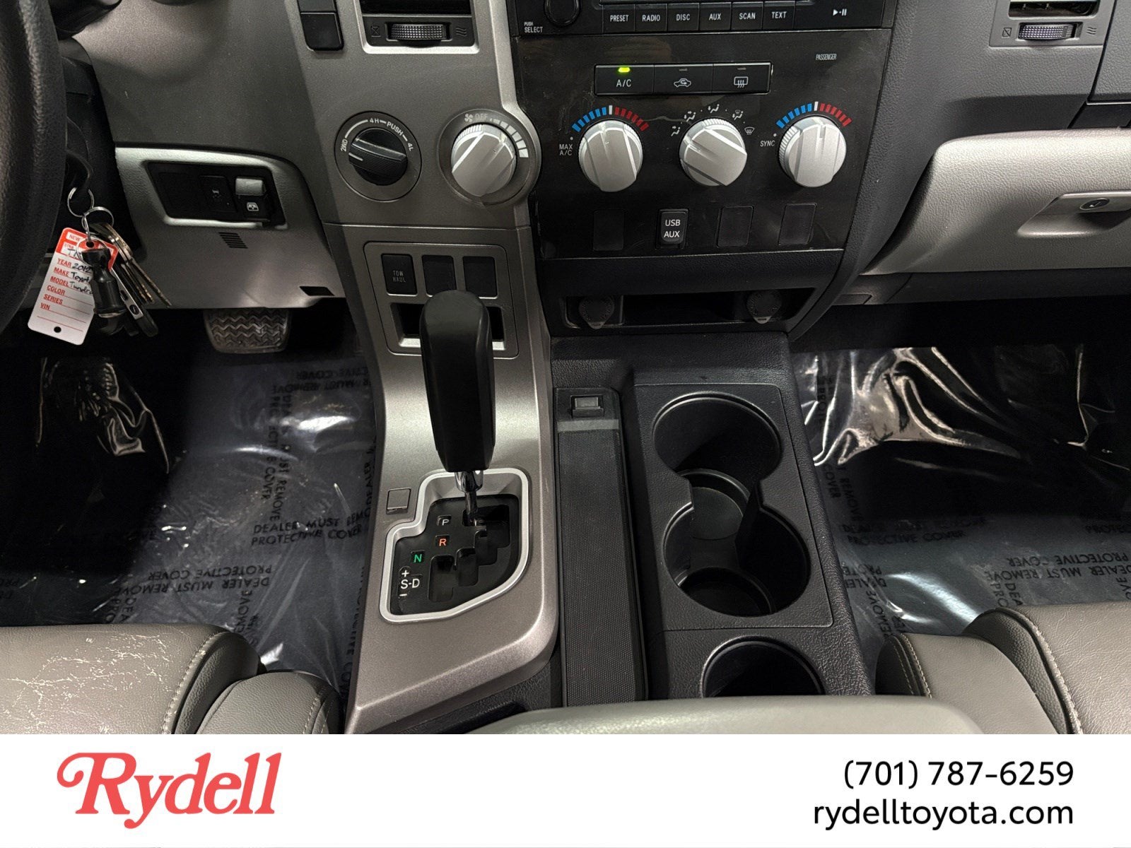 2012 Toyota Tundra 4WD Truck Grade 5.7L V8
