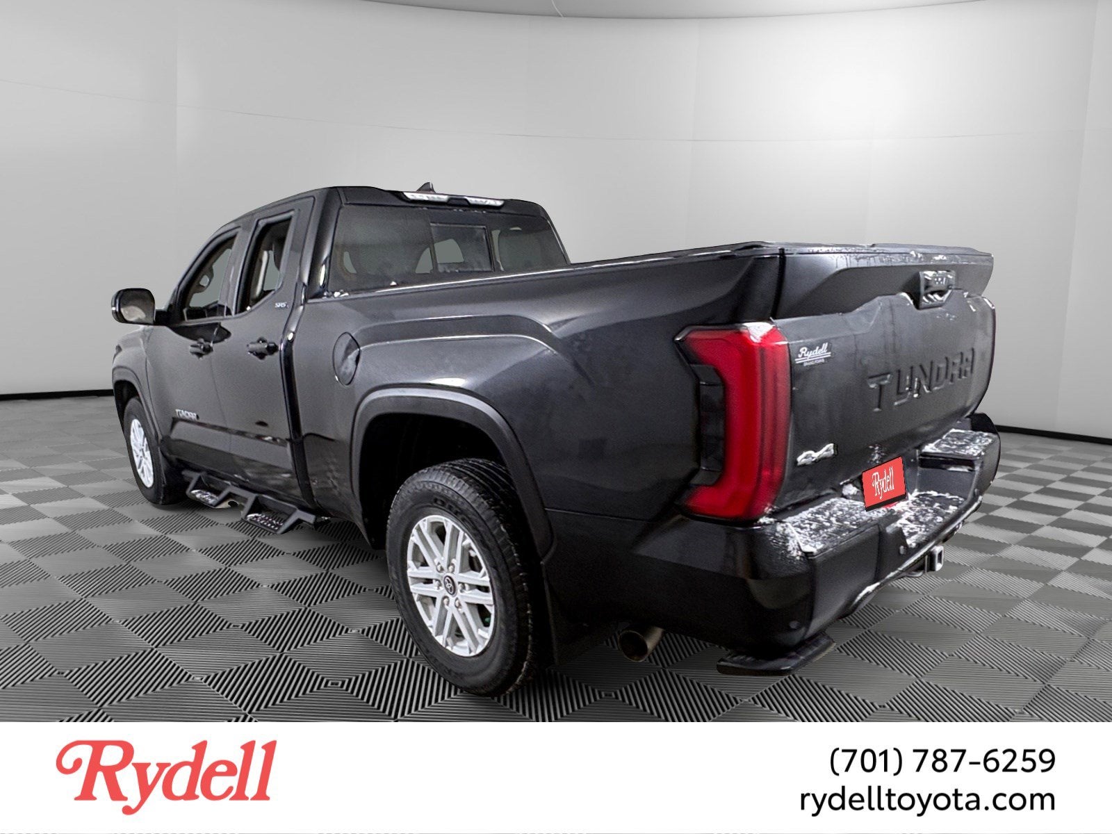 2024 Toyota Tundra 4WD SR5