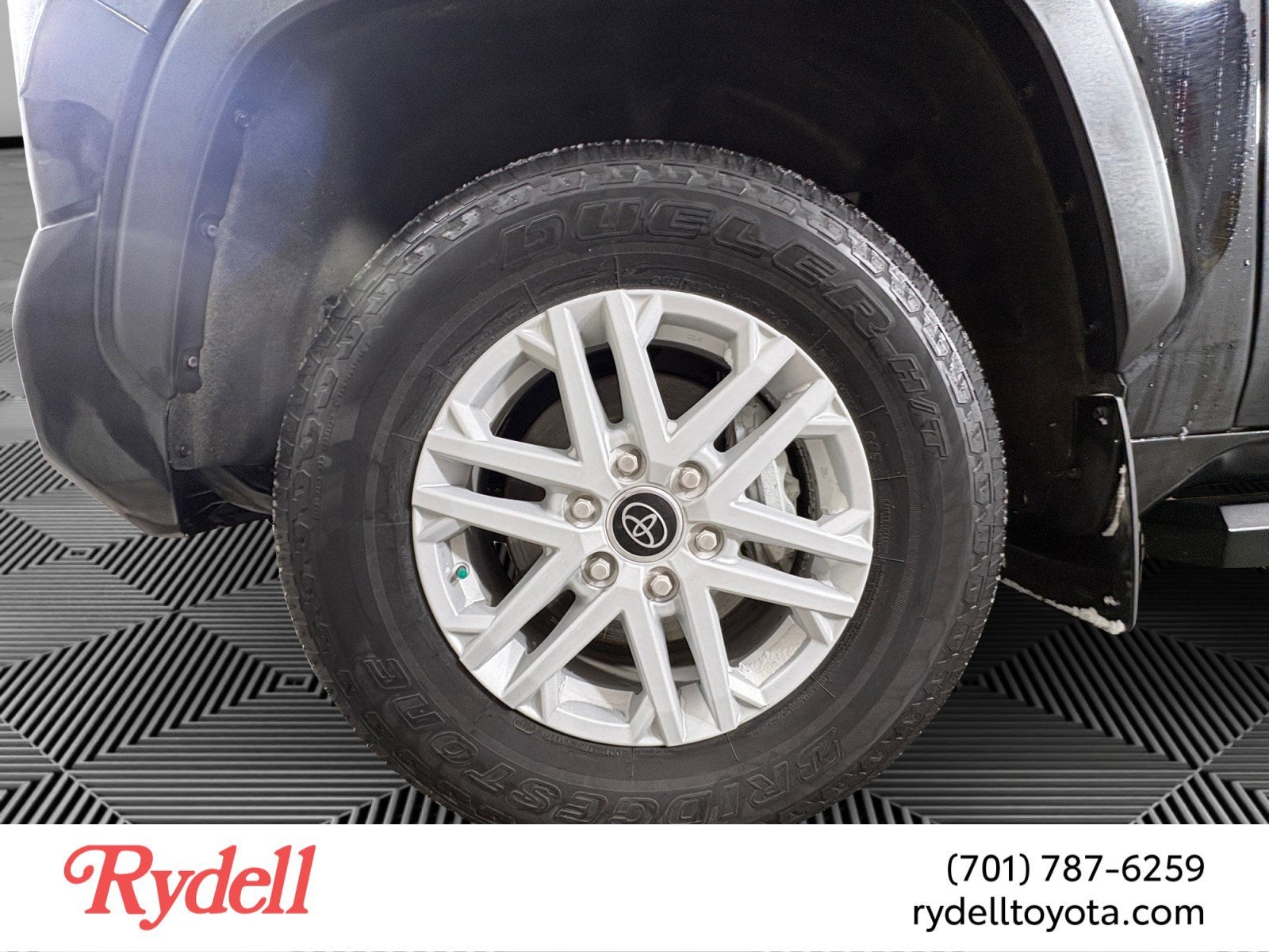 2024 Toyota Tundra 4WD SR5