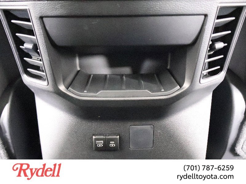 2024 Toyota Tundra 4WD SR5