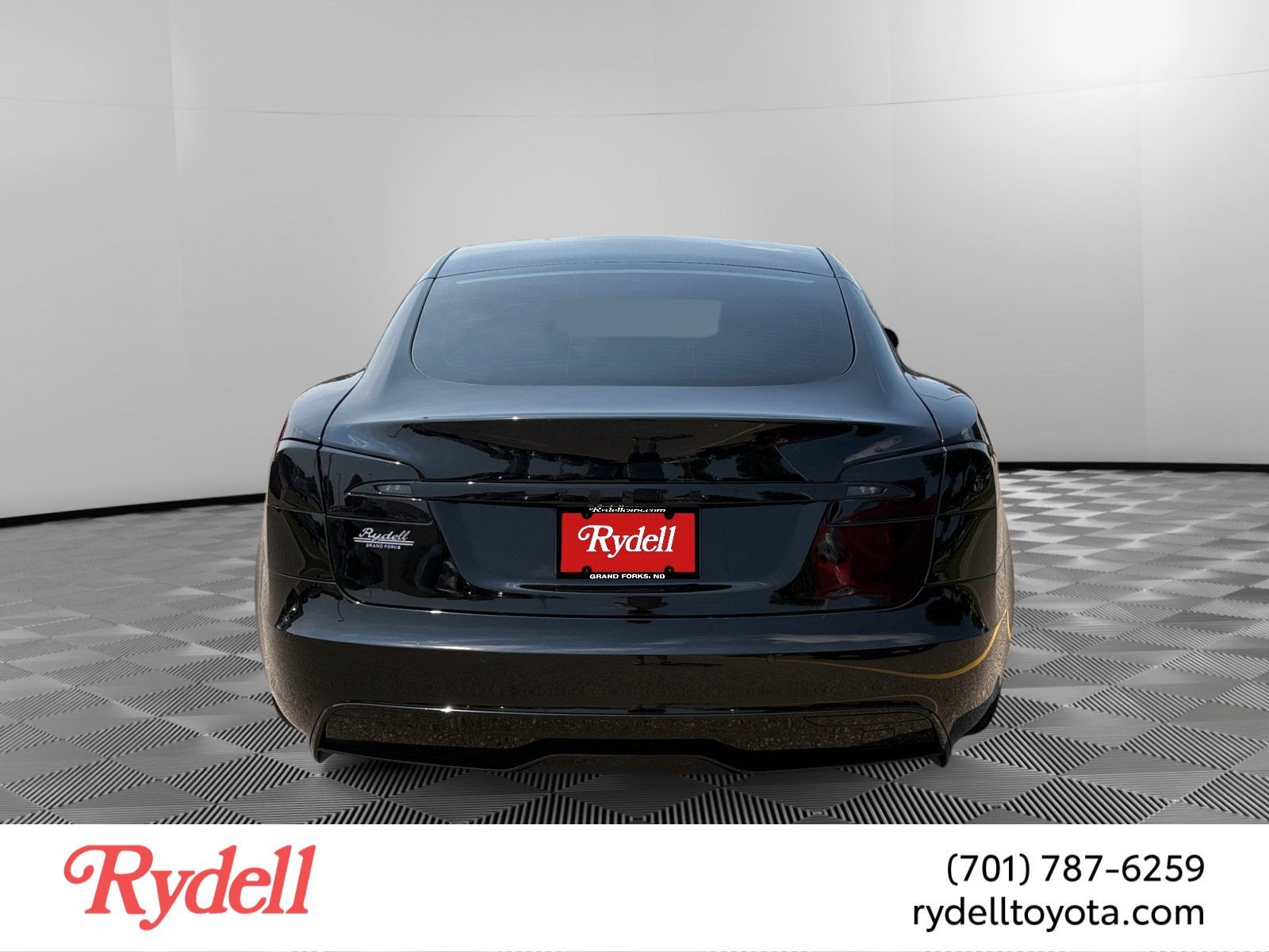 2021 Tesla Model S Plaid