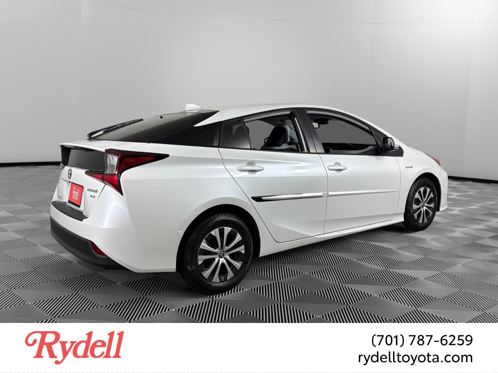 2022 Toyota Prius XLE