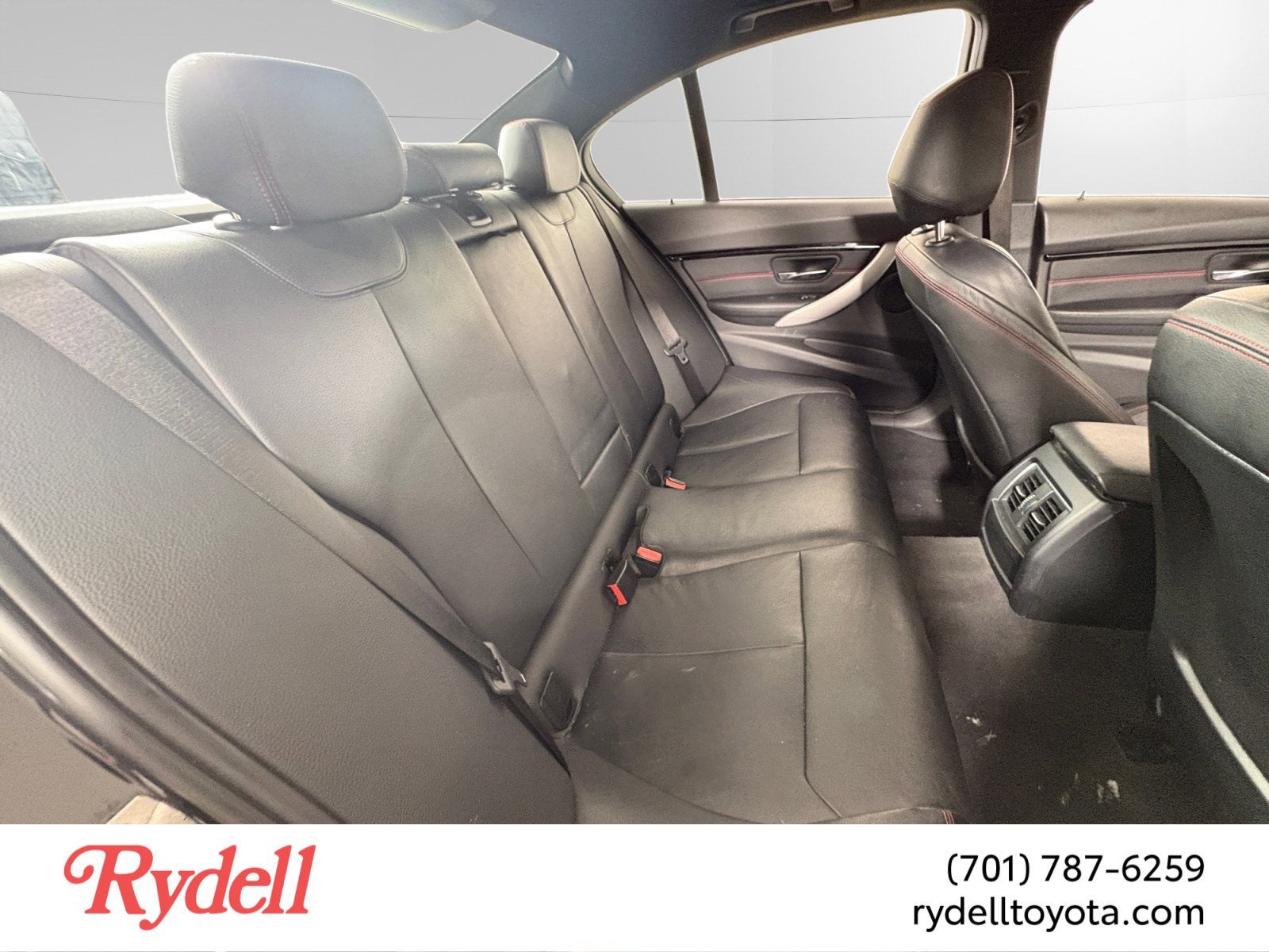 2018 BMW 3 Series 330i xDrive