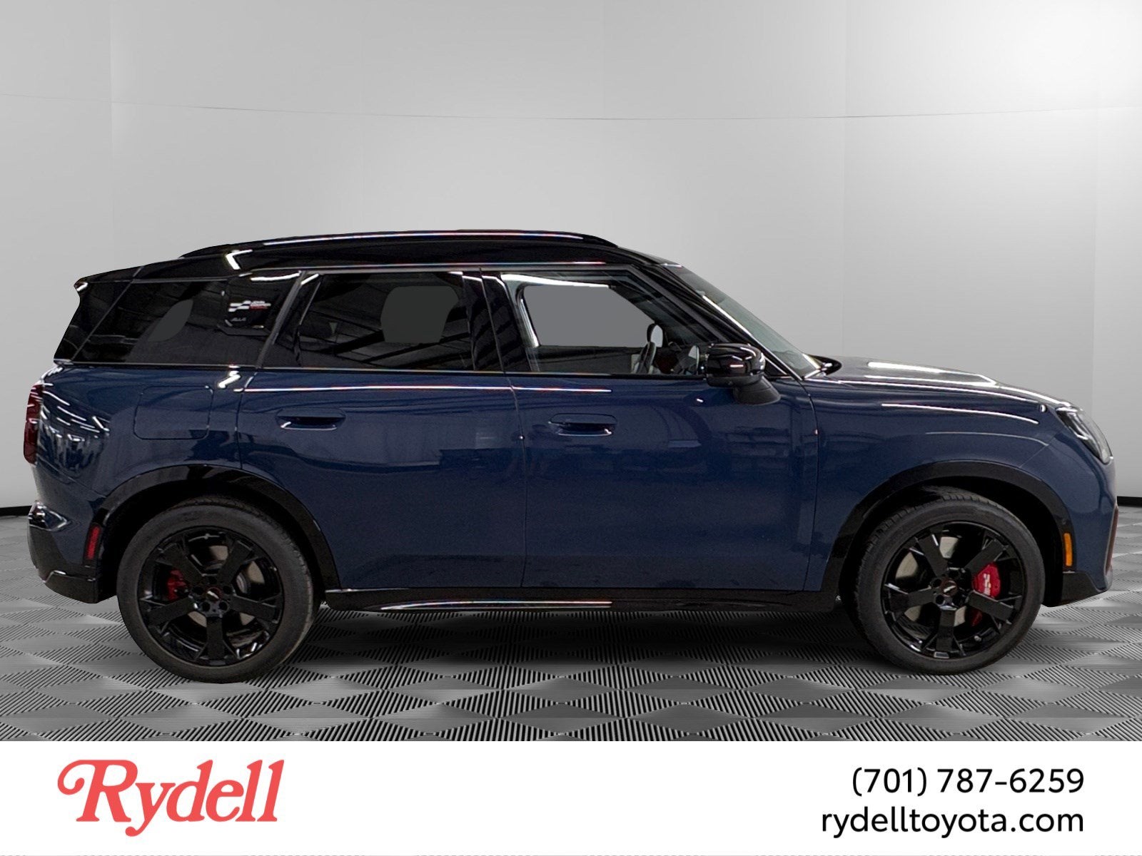 2025 MINI Countryman John Cooper Works