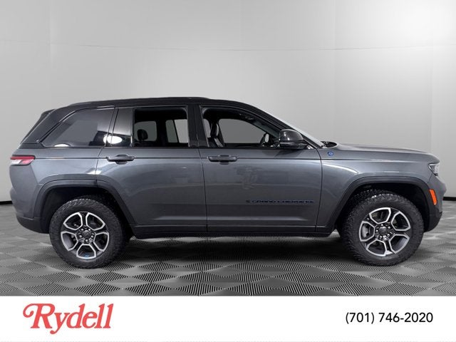 2022 Jeep Grand Cherokee 4xe Trailhawk