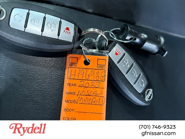 2023 Nissan Murano SV