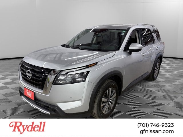 2025 Nissan Pathfinder SL 4WD's photo