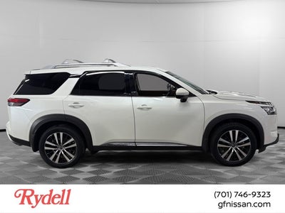 2024 Nissan Pathfinder Platinum
