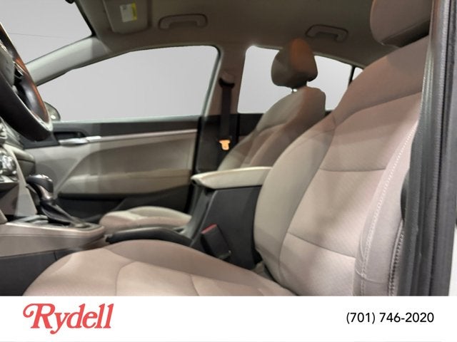2019 Hyundai Elantra SE