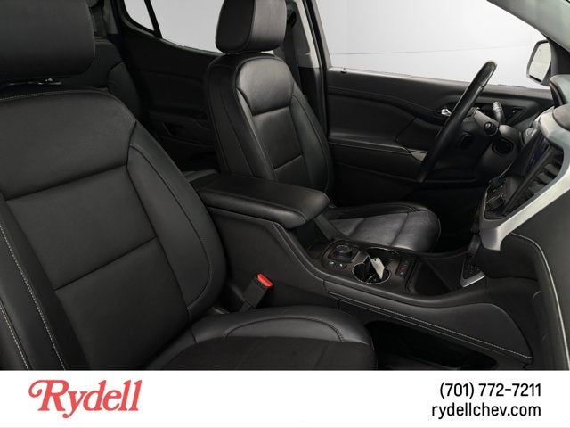 2022 GMC Acadia SLT