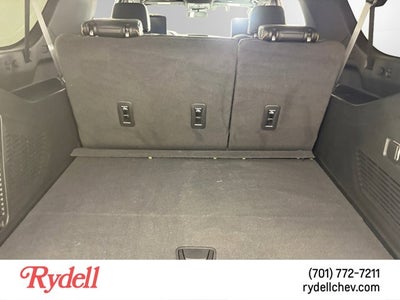 2023 GMC Yukon XL AT4