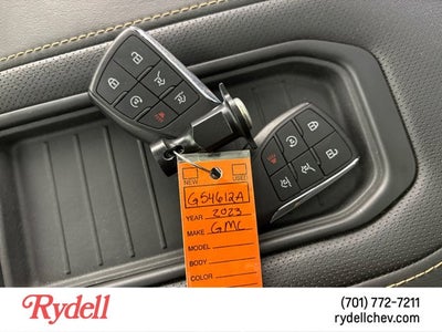 2023 GMC Yukon XL AT4