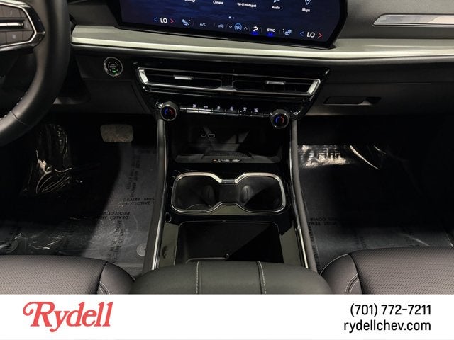 2026 Chevrolet Traverse AWD LT