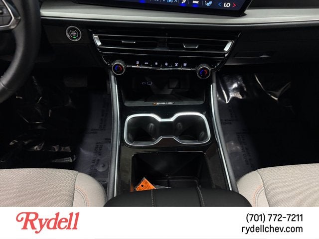 2026 Chevrolet Traverse AWD LT