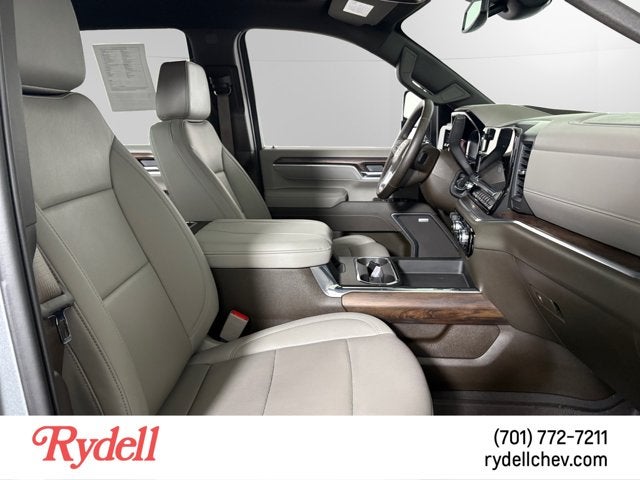 2026 GMC Sierra 2500HD SLT