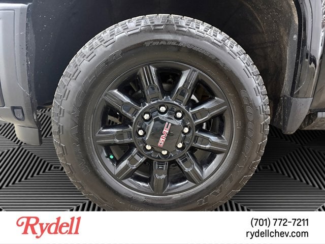 2025 GMC Sierra 2500HD AT4