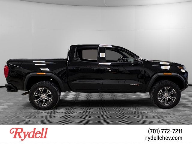 2025 GMC Canyon 4WD AT4