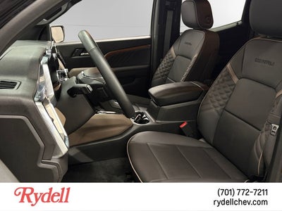 2025 GMC Canyon 4WD Denali