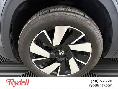 2024 Volkswagen Atlas Cross Sport 2.0T SE w/Technology