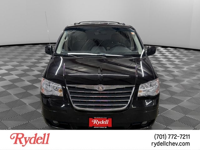 2010 Chrysler Town & Country Touring Plus